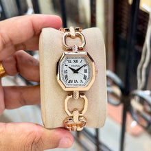 Luxury Gold-Tone Bracelet Analog Watch for Women | Premium Roman Dial | Elegant Party & Daily Wear